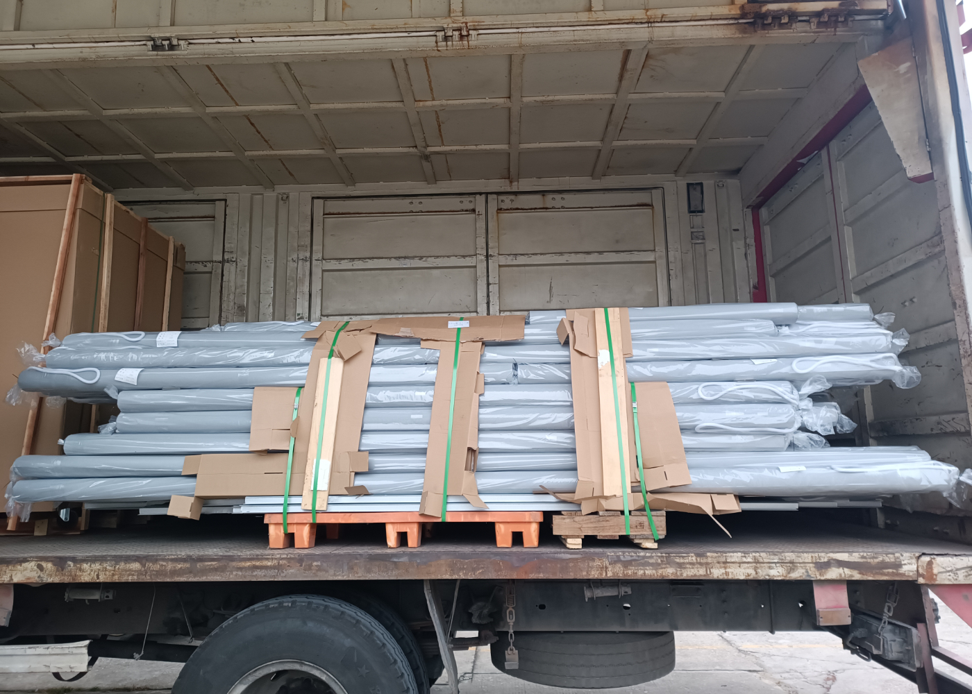 厦门国际银行项目恒开利挡烟垂壁发货