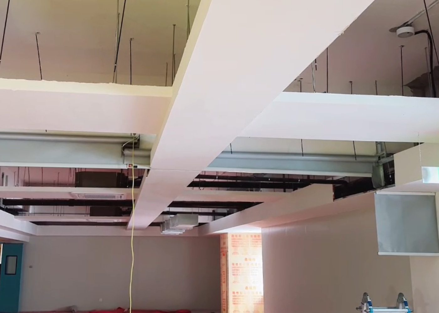 恒开利挡烟垂壁助力苏州歌德食品项目建设