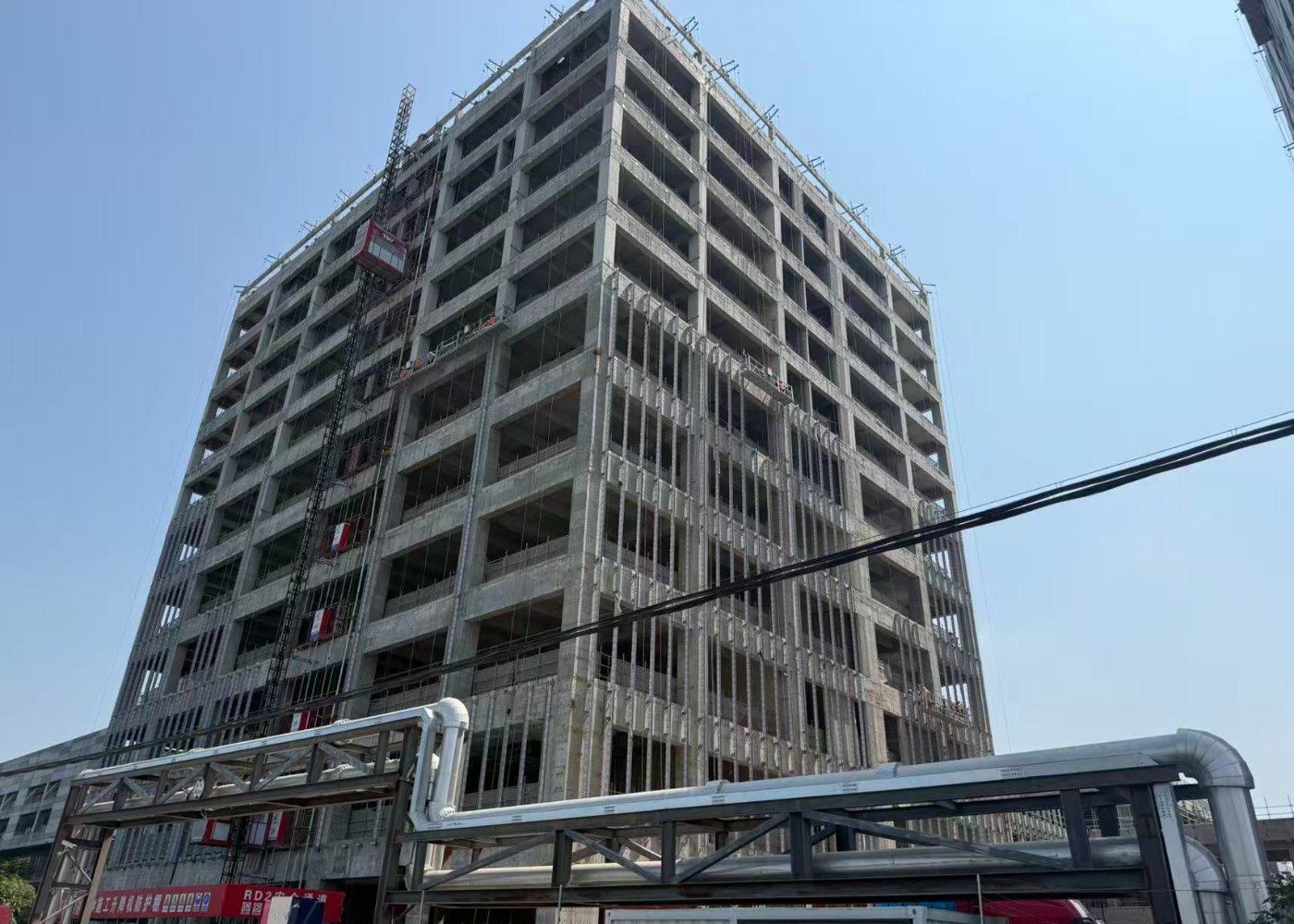 上海华力康桥二期选用恒开利电动挡烟垂壁